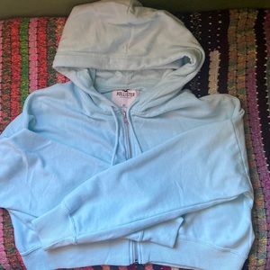 Hollister Cropped sweater